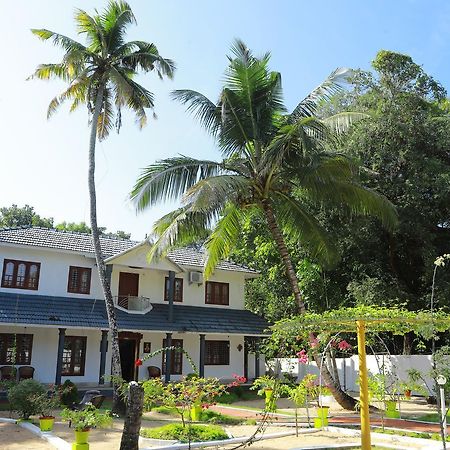 Marari Peterland Apartment Alappuzha Exterior photo