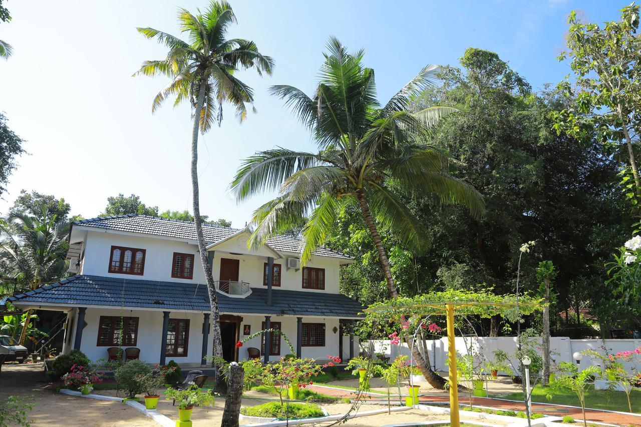 Marari Peterland Apartment Alappuzha Exterior photo